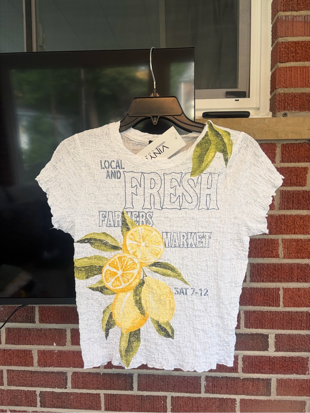 White & Yellow Lemon Tee